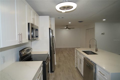 Condominio en venta en Sarasota, Florida, 2 dormitorios, 143.53 m2 № 1372152 - foto 13