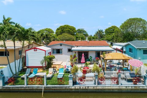 Immobilier commercial à vendre à Hallandale Beach, Floride № 1178028 - photo 29