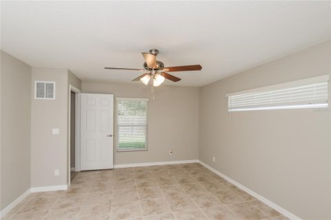 House in Palm Bay, Florida 4 bedrooms, 170.29 sq.m. № 1369681 - photo 7