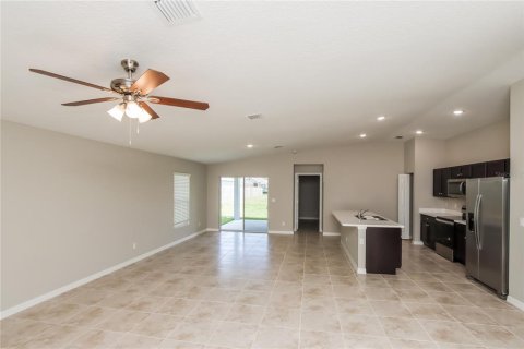 Casa en alquiler en Palm Bay, Florida, 4 dormitorios, 170.29 m2 № 1369681 - foto 4