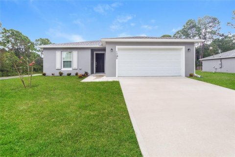 Villa ou maison à louer à Palm Bay, Floride: 4 chambres, 170.29 m2 № 1369681 - photo 1