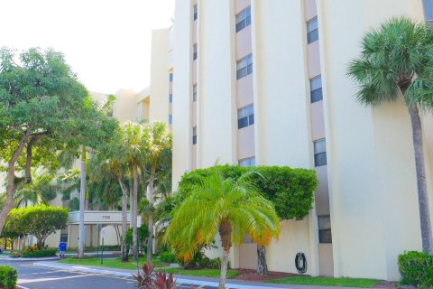 Condominio en venta en Lauderhill, Florida, 3 dormitorios, 181.53 m2 № 959214 - foto 18