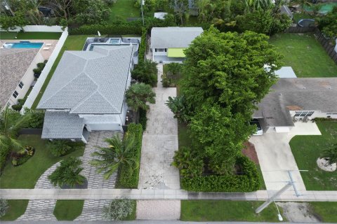 House in Pompano Beach, Florida 2 bedrooms, 86.96 sq.m. № 1383588 - photo 10