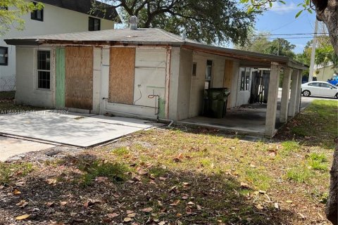 Villa ou maison à vendre à Wilton Manors, Floride: 2 chambres, 86.21 m2 № 1352093 - photo 16