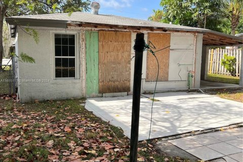 House in Wilton Manors, Florida 2 bedrooms, 86.21 sq.m. № 1352093 - photo 18