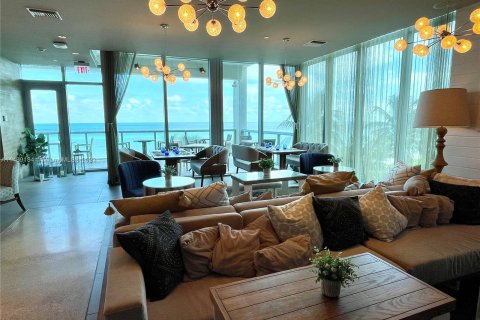 Hotel in Sunny Isles Beach, Florida 2 bedrooms, 93.55 sq.m. № 851343 - photo 27