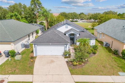 House in Davenport, Florida 3 bedrooms, 174.1 sq.m. № 1353142 - photo 1