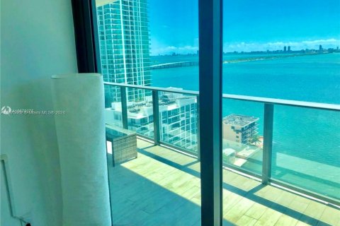 Condominio en venta en Miami, Florida, 2 dormitorios, 101.73 m2 № 1413562 - foto 10