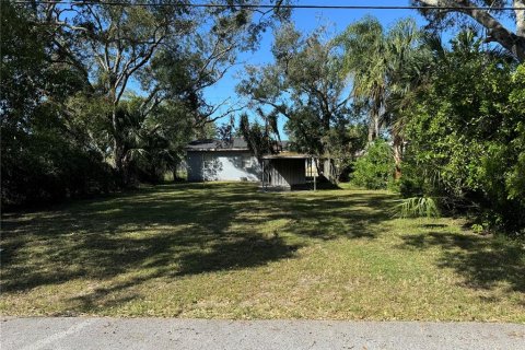 Villa ou maison à vendre à Tampa, Floride: 2 chambres, 90.3 m2 № 1410322 - photo 5