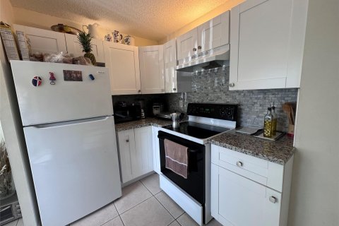 Casa en venta en Coral Springs, Florida, 2 dormitorios, 80.45 m2 № 1215958 - foto 30