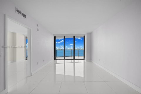 Copropriété à vendre à Miami, Floride: 2 chambres, 101.73 m2 № 1360295 - photo 8