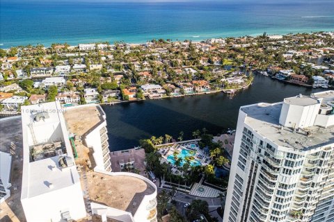 Condo in Aventura, Florida, 4 bedrooms  № 989038 - photo 2