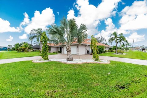 Villa ou maison à vendre à Punta Gorda, Floride: 4 chambres, 220.83 m2 № 748812 - photo 21