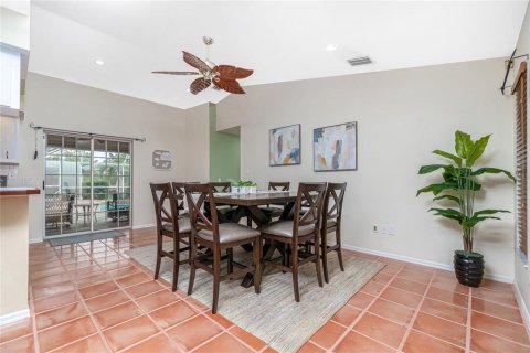 Villa ou maison à vendre à Punta Gorda, Floride: 4 chambres, 220.83 m2 № 748812 - photo 8