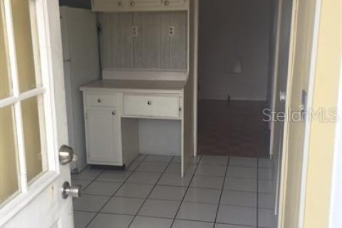 House in Leesburg, Florida 2 bedrooms, 68.56 sq.m. № 1369651 - photo 4