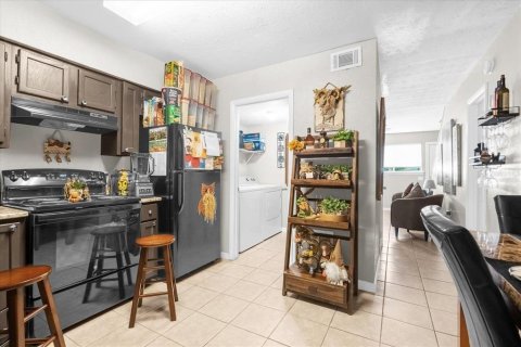 Copropriété à vendre à Orlando, Floride: 2 chambres, 70.79 m2 № 1298780 - photo 10