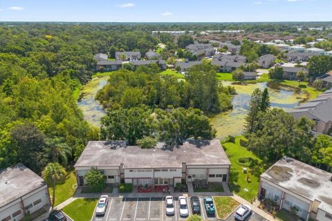 Condo in Orlando, Florida, 2 bedrooms  № 1298780 - photo 2