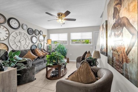 Copropriété à vendre à Orlando, Floride: 2 chambres, 70.79 m2 № 1298780 - photo 6