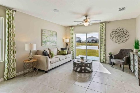 Casa en venta en Wimauma, Florida, 5 dormitorios, 227.89 m2 № 1110430 - foto 6