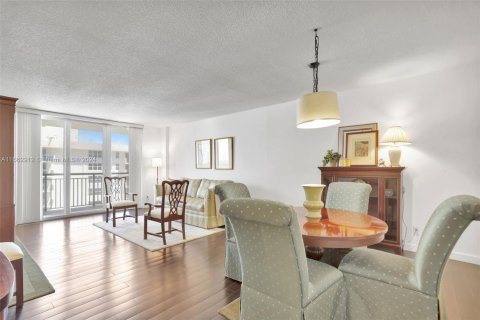 Copropriété à vendre à Hillsboro Beach, Floride: 1 chambre, 87.33 m2 № 1387958 - photo 3