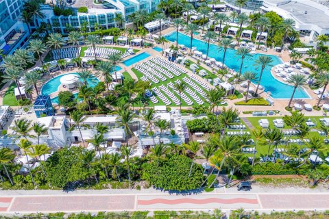 Condo in Miami Beach, Florida, 1 bedroom  № 1387873 - photo 9