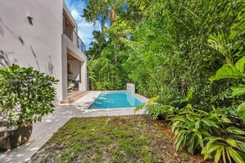 Villa ou maison à vendre à Miami, Floride: 4 chambres, 274.53 m2 № 1387924 - photo 28