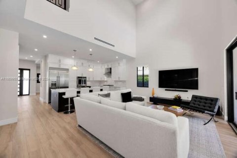 Casa en venta en Miami, Florida, 4 dormitorios, 274.53 m2 № 1387924 - foto 20