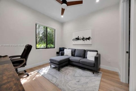 Casa en venta en Miami, Florida, 4 dormitorios, 274.53 m2 № 1387924 - foto 21