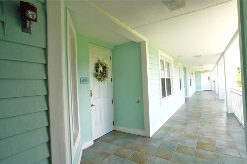 Condo in Punta Gorda, Florida, 3 bedrooms  № 1296342 - photo 2