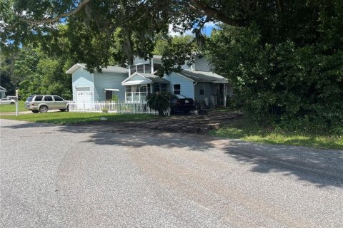 Villa ou maison à vendre à Zephyrhills, Floride: 3 chambres, 126.35 m2 № 1343247 - photo 1