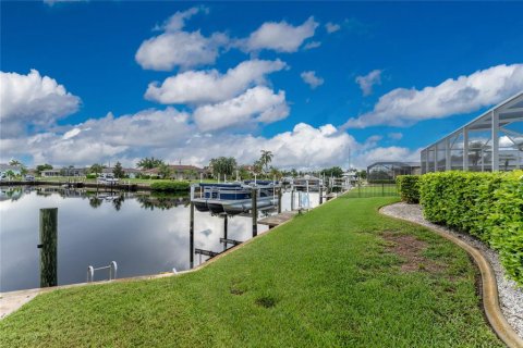 Villa ou maison à vendre à Punta Gorda, Floride: 3 chambres, 197.05 m2 № 1343215 - photo 4