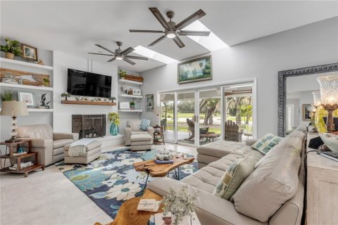 Casa en venta en New Smyrna Beach, Florida, 3 dormitorios, 253.72 m2 № 1389147 - foto 13