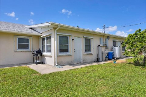 Immobilier commercial à vendre à North Port, Floride: 179.95 m2 № 1287995 - photo 26