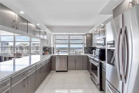 Copropriété à vendre à Aventura, Floride: 2 chambres, 157.28 m2 № 1096971 - photo 19