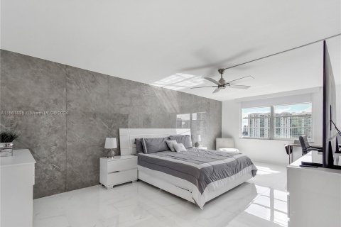 Condo in Aventura, Florida, 2 bedrooms  № 1096971 - photo 21