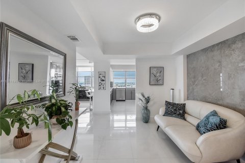 Copropriété à vendre à Aventura, Floride: 2 chambres, 157.28 m2 № 1096971 - photo 28