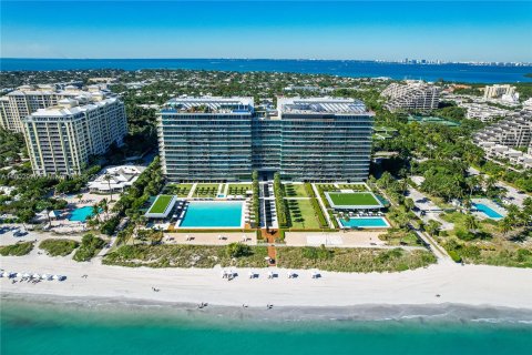 Condo in Key Biscayne, Florida, 3 bedrooms  № 1221924 - photo 1