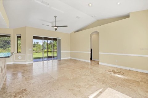 House in Englewood, Florida 3 bedrooms, 150.87 sq.m. № 1334091 - photo 6