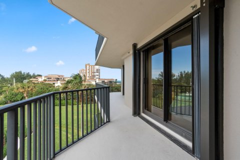 Condominio en venta en Hutchinson Island South, Florida, 3 dormitorios, 250.93 m2 № 966003 - foto 11