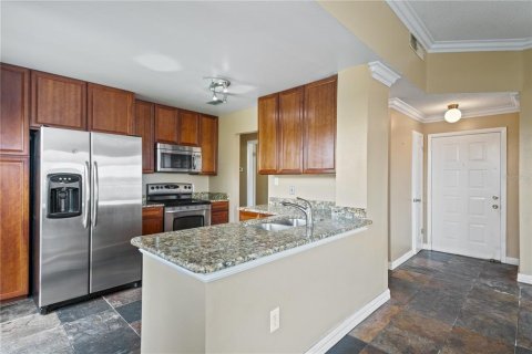 Condo in Tampa, Florida, 2 bedrooms  № 1407284 - photo 15