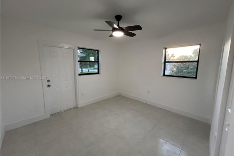 House in Fort Lauderdale, Florida 3 bedrooms, 98.1 sq.m. № 1421796 - photo 12