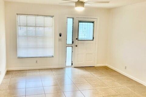 House in Jupiter, Florida 2 bedrooms, 102.66 sq.m. № 1224499 - photo 9