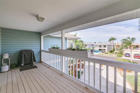 Villa ou maison à vendre à New Port Richey, Floride: 4 chambres, 284.37 m2 № 1349605 - photo 25