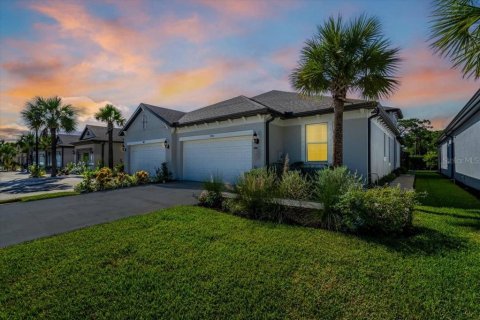 Villa ou maison à vendre à Bradenton, Floride: 2 chambres, 151.15 m2 № 1349607 - photo 1