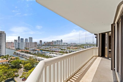 Condo in Aventura, Florida, 3 bedrooms  № 1189425 - photo 25