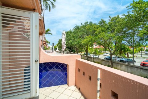 Adosado en venta en Pompano Beach, Florida, 2 dormitorios, 160.16 m2 № 1185435 - foto 24