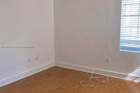 Condo in Miami Beach, Florida, 1 bedroom  № 1181776 - photo 11