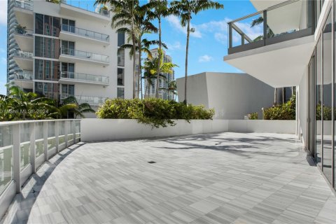 Condo in Miami Beach, Florida, 2 bedrooms  № 1181723 - photo 3