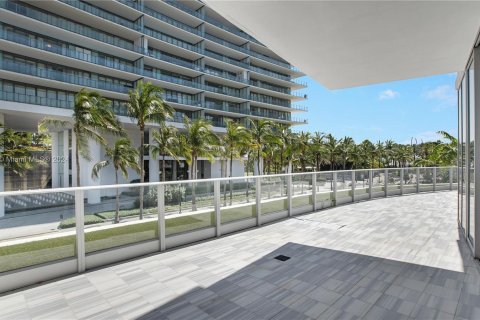 Condo in Miami Beach, Florida, 2 bedrooms  № 1181723 - photo 11