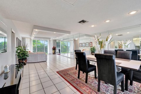 Copropriété à vendre à Pompano Beach, Floride: 3 chambres, 139.35 m2 № 954418 - photo 21